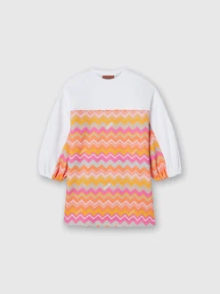 Abito in cotone con inserti zig zag e logo