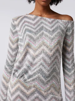 Abito lungo in maglia zig zag con applicazione di paillettes
