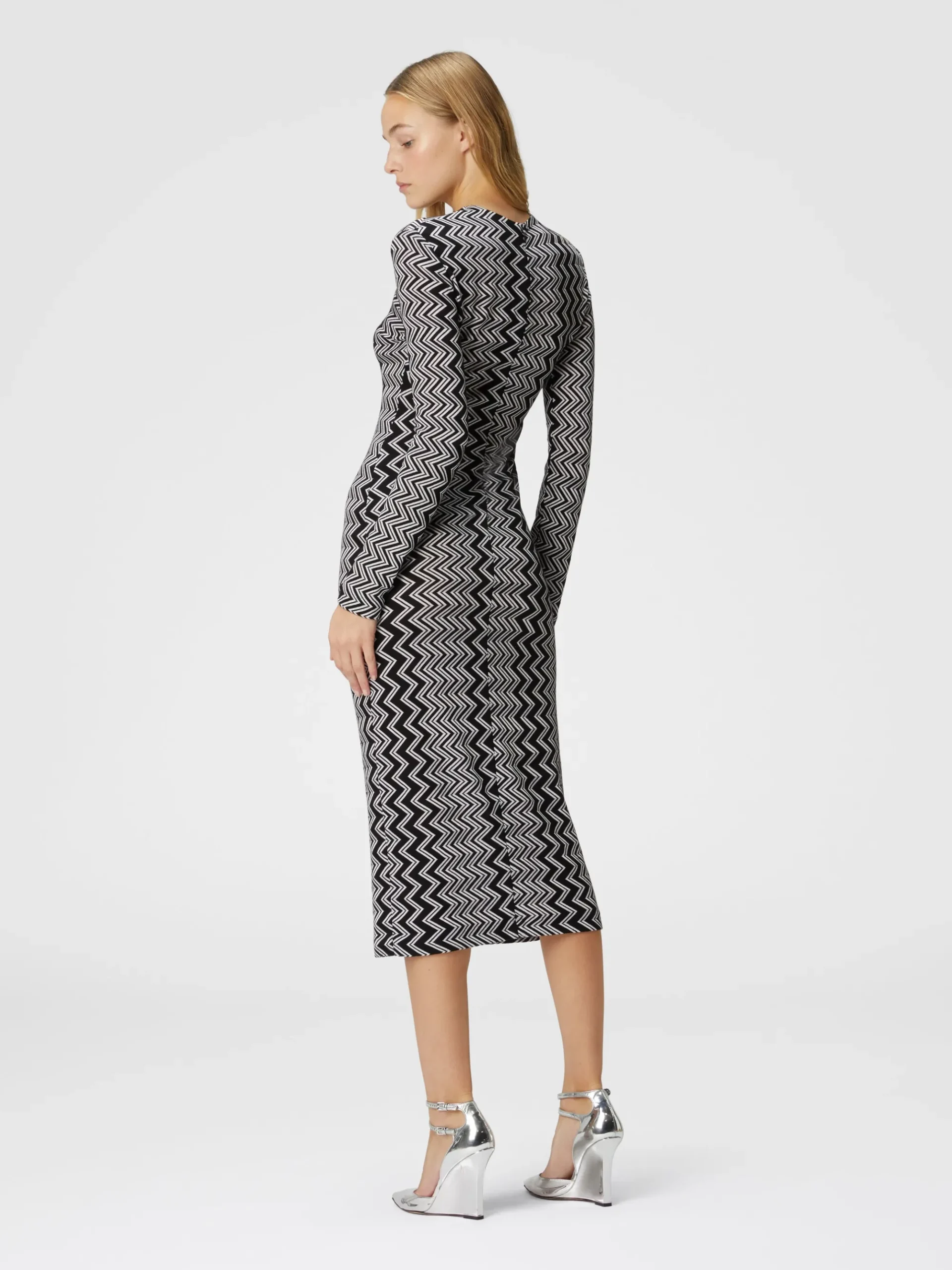 Abito midi in lana e viscosa zig zag