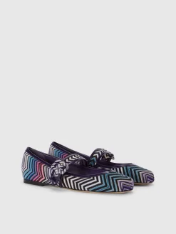 Ballerine in tessuto zig zag con cinturino