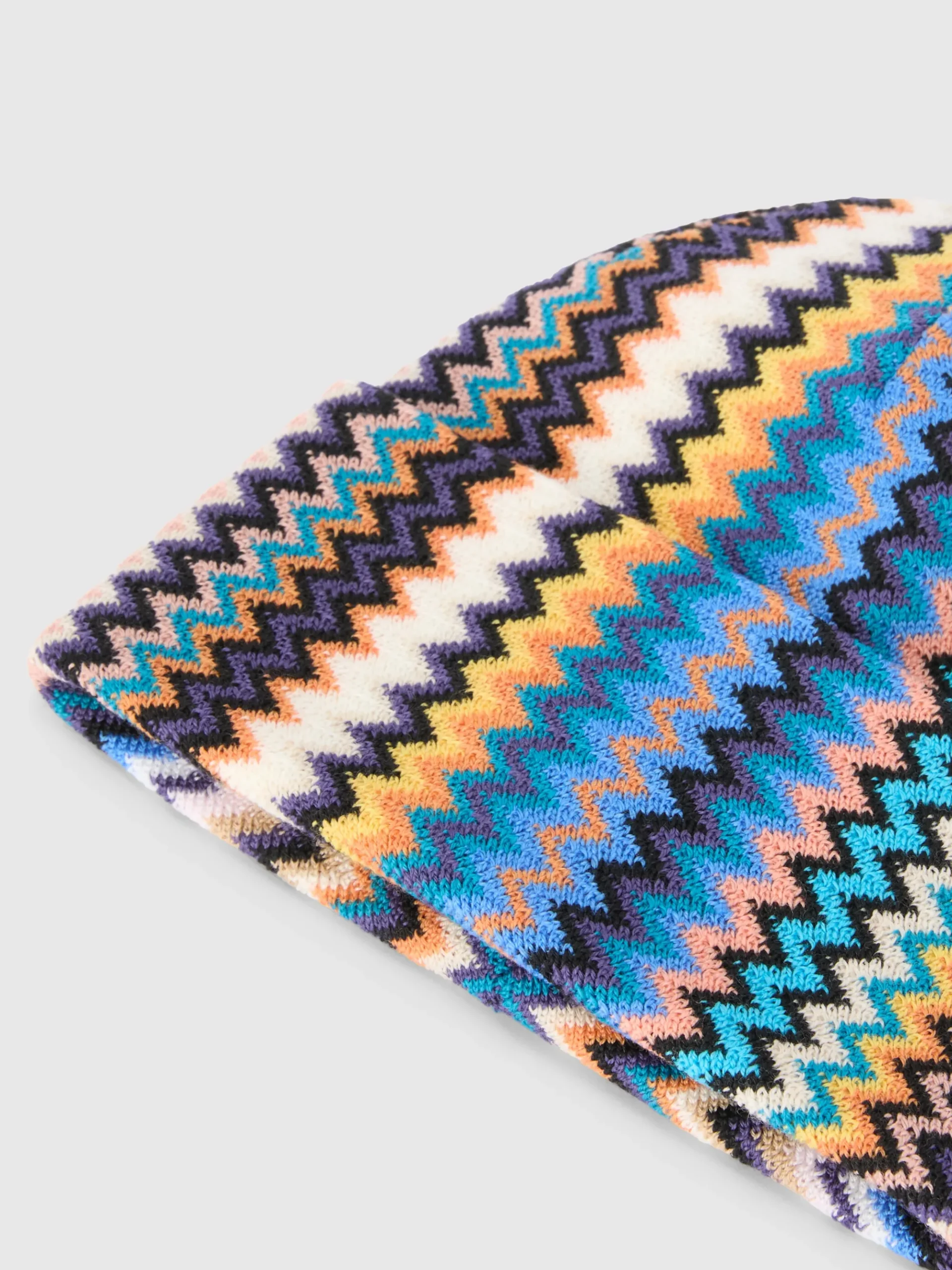 Beanie in lana zig zag