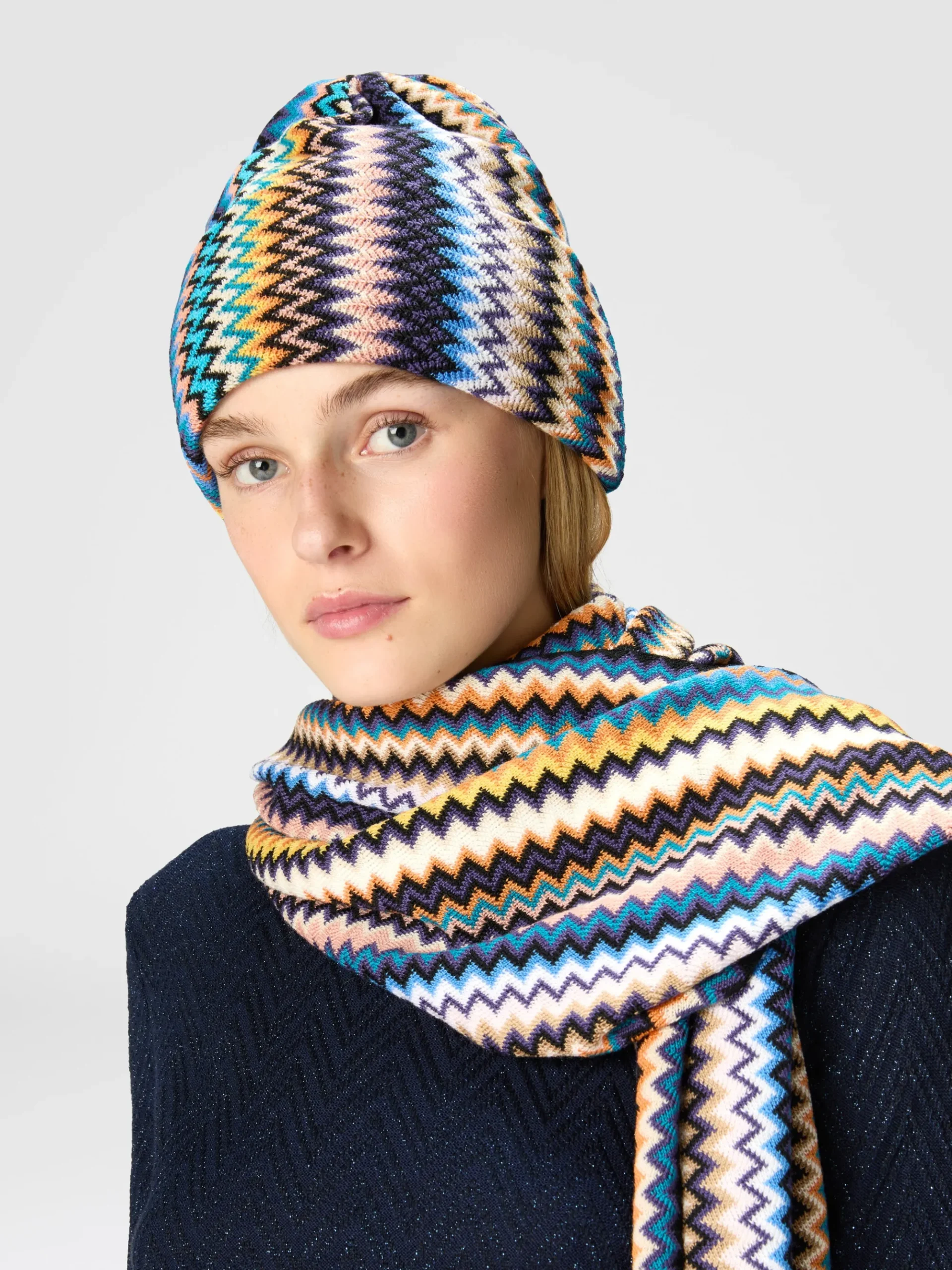 Beanie in lana zig zag