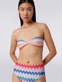 Bikini con slip a vita alta in tessuto stampa zig zag