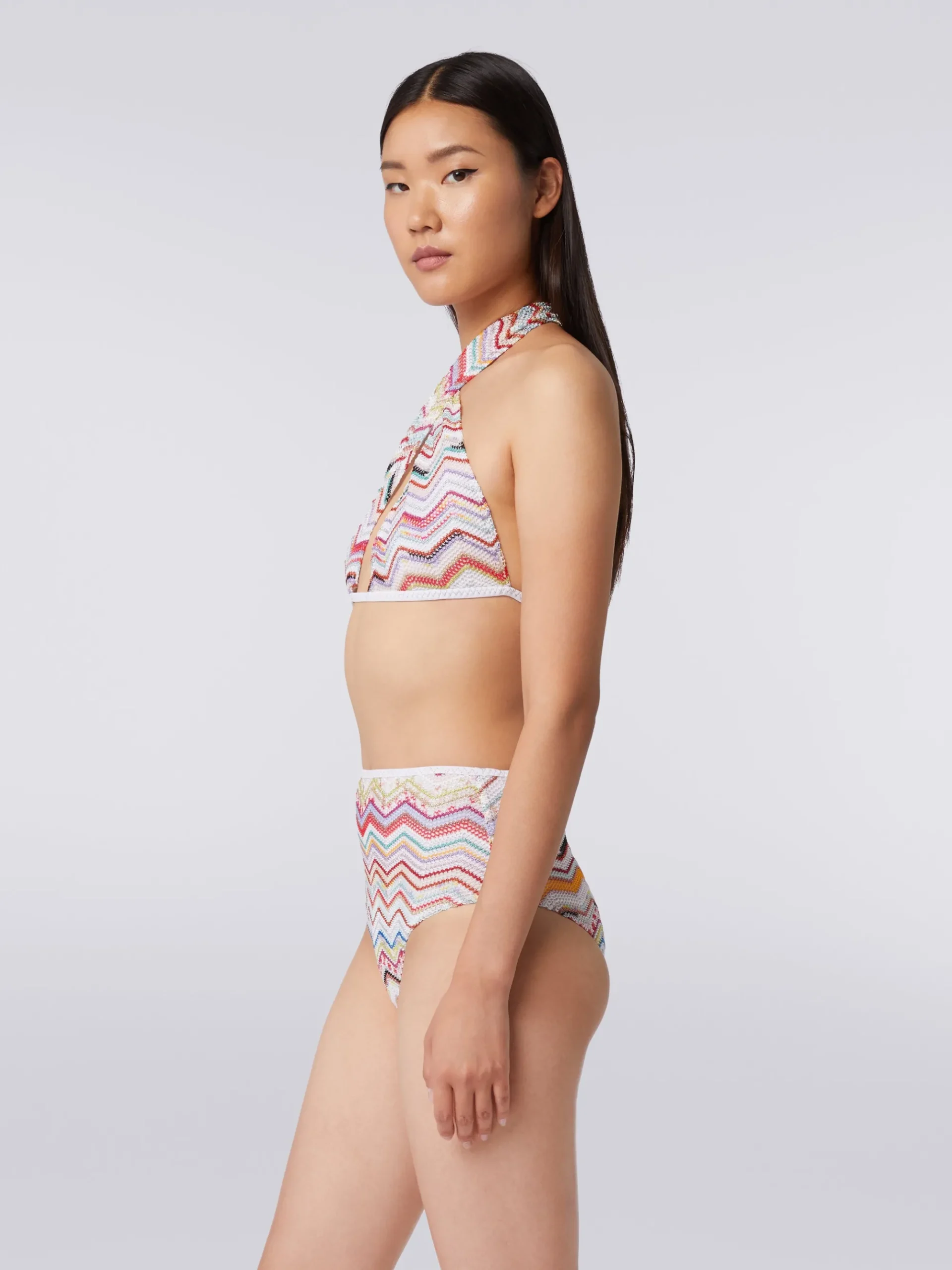 Bikini in crochet con lurex e slip a vita alta