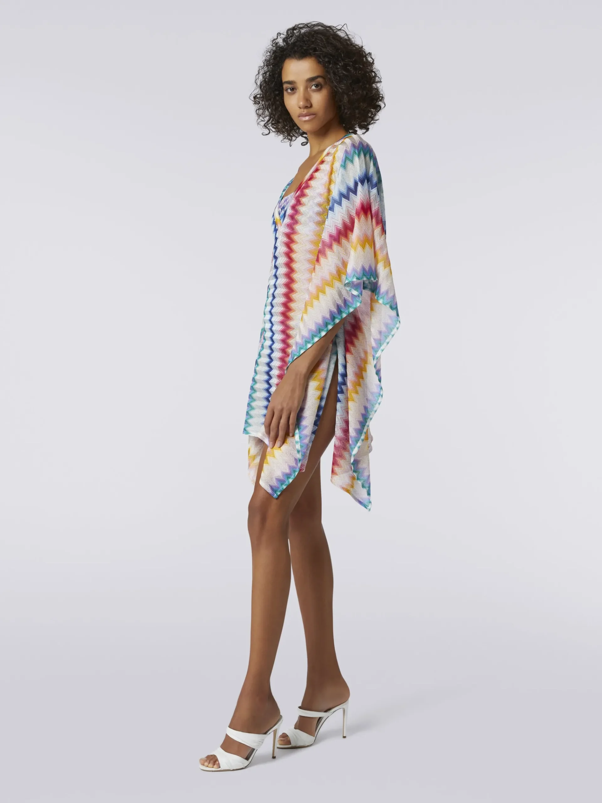 Caftano copricostume corto in viscosa zig zag con lurex
