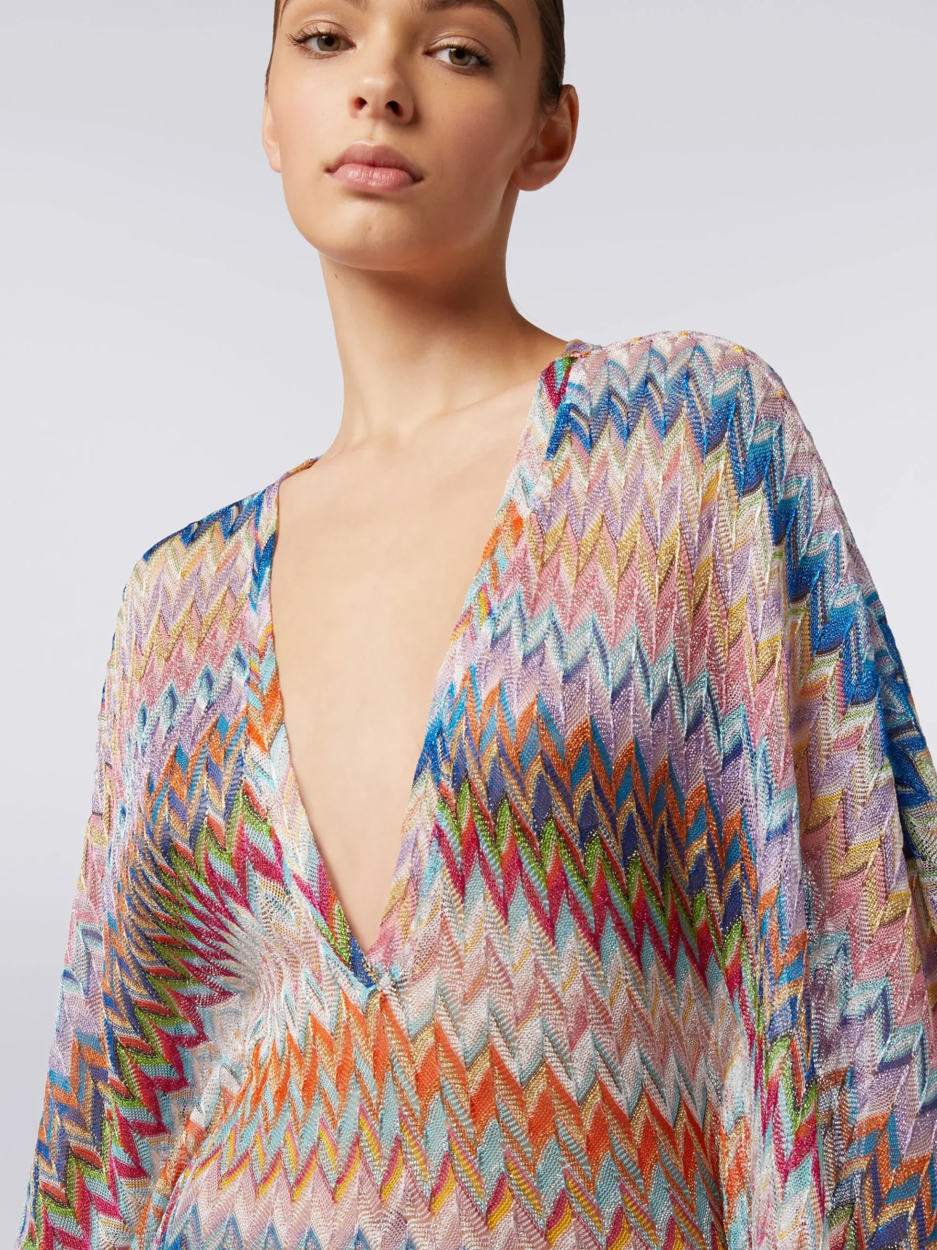 Caftano copricostume lungo con scollo a V e lurex