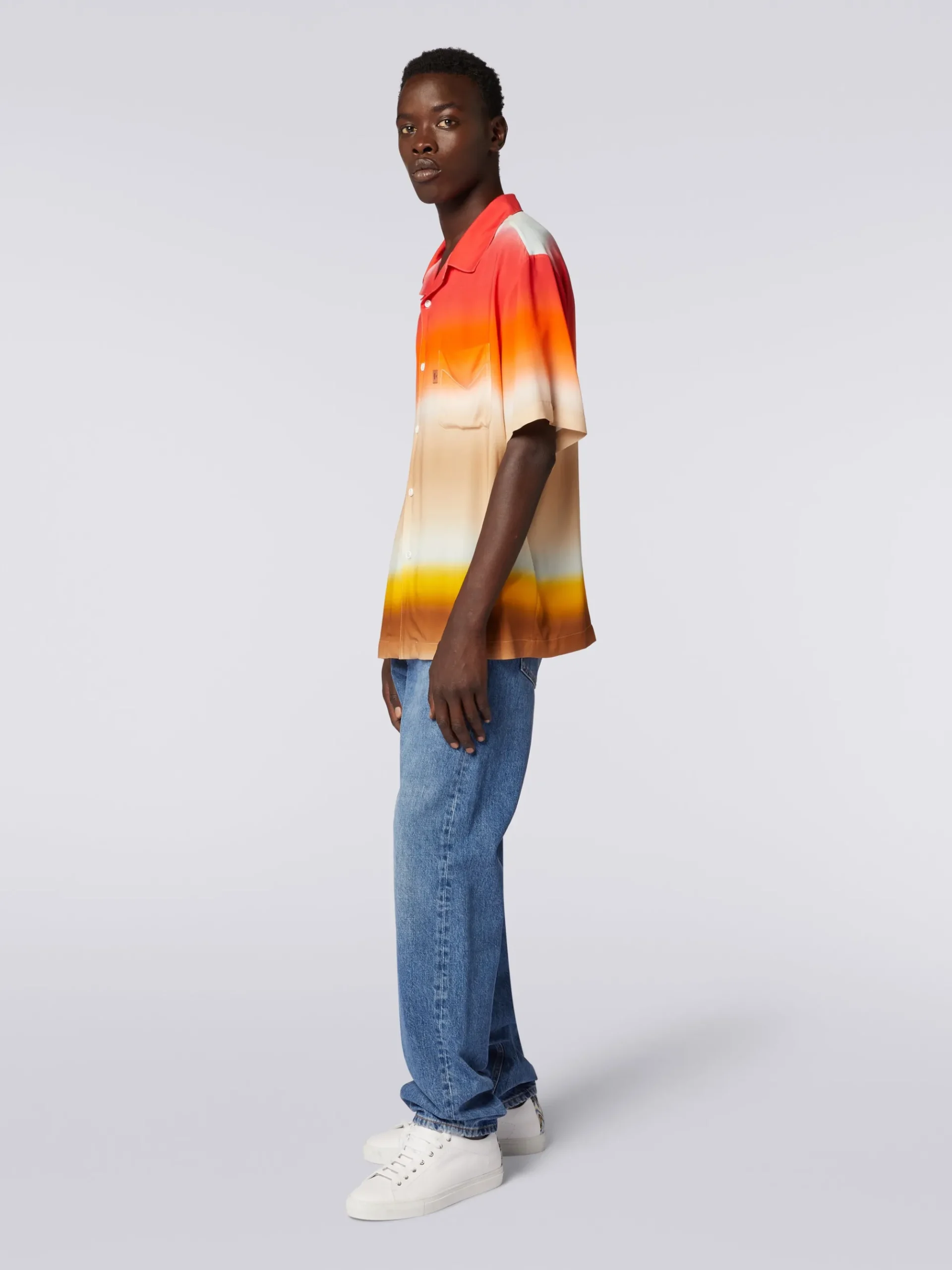 Camicia a maniche corte in viscosa dégradé
