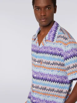 Camicia a maniche corte modello bowling in viscosa chevron