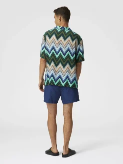 Camicia bowling in viscosa con macro zig zag e taschino