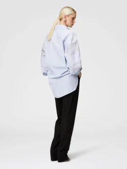 Camicia in popeline di cotone rigato con maniche ampie