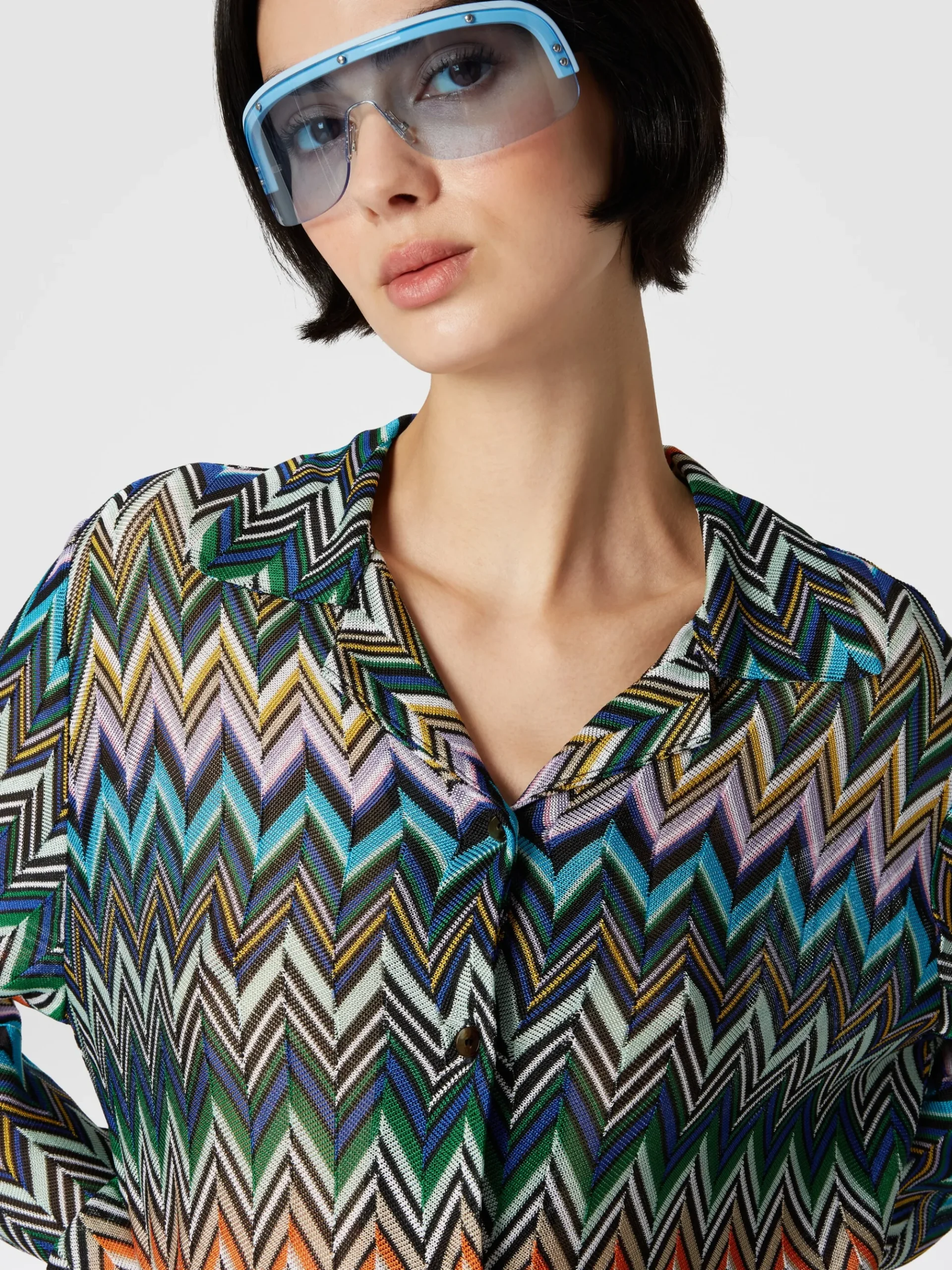 Camicia taglio bowling in viscosa zig zag