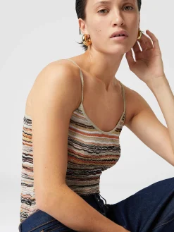 Canottiera in viscosa goffrata lamé motivo onde