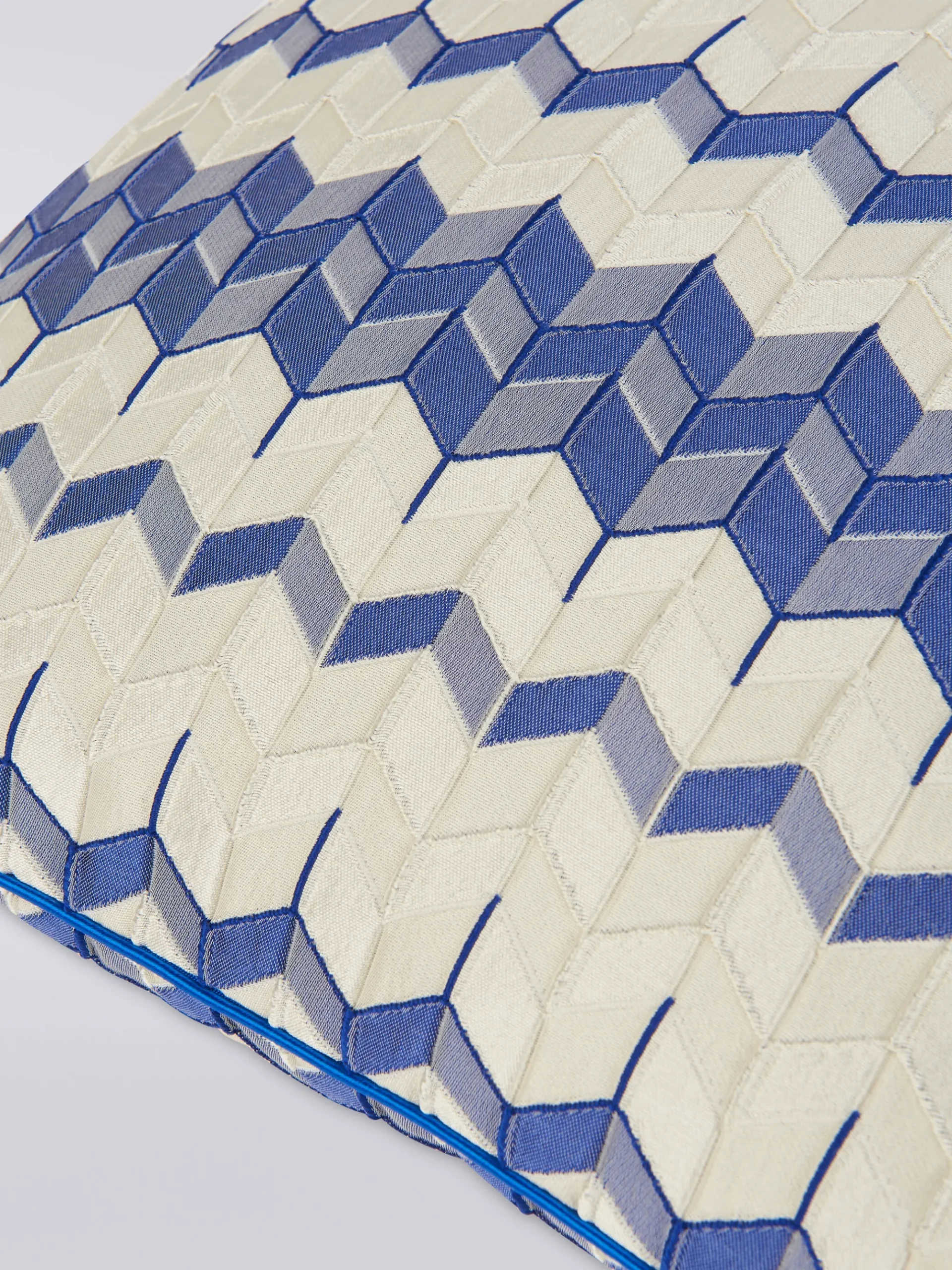 Cuscino Tread 40x40 cm chevron effetto 3D