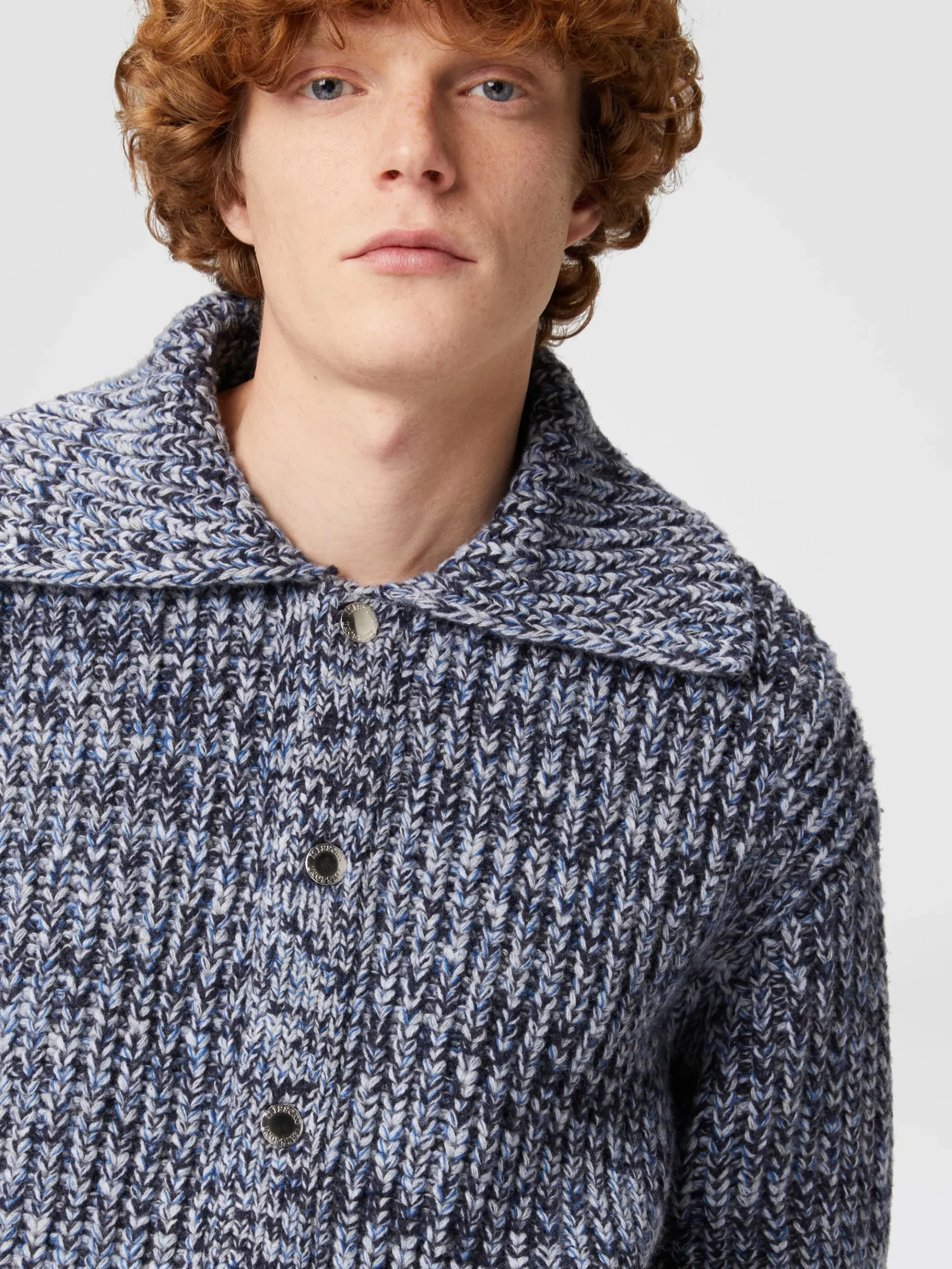 Giacca in maglia di lana con tasche applicate