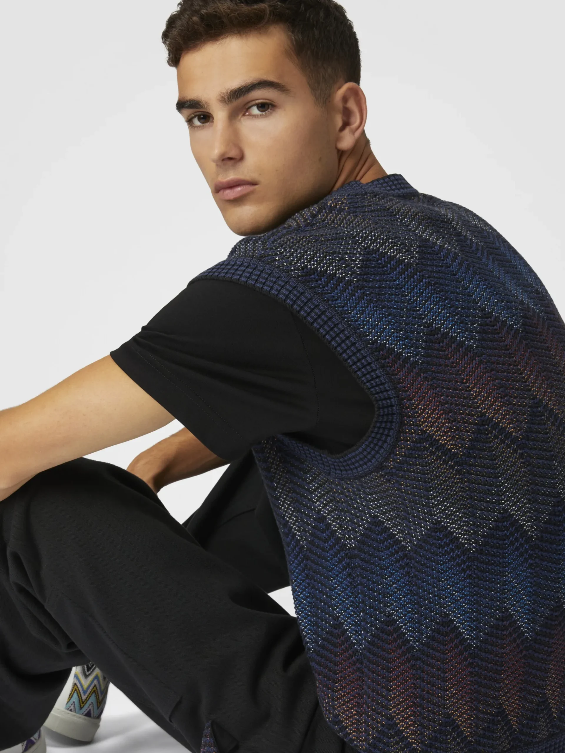 Gilet in misto cotone chevron sfumato con scollo a V