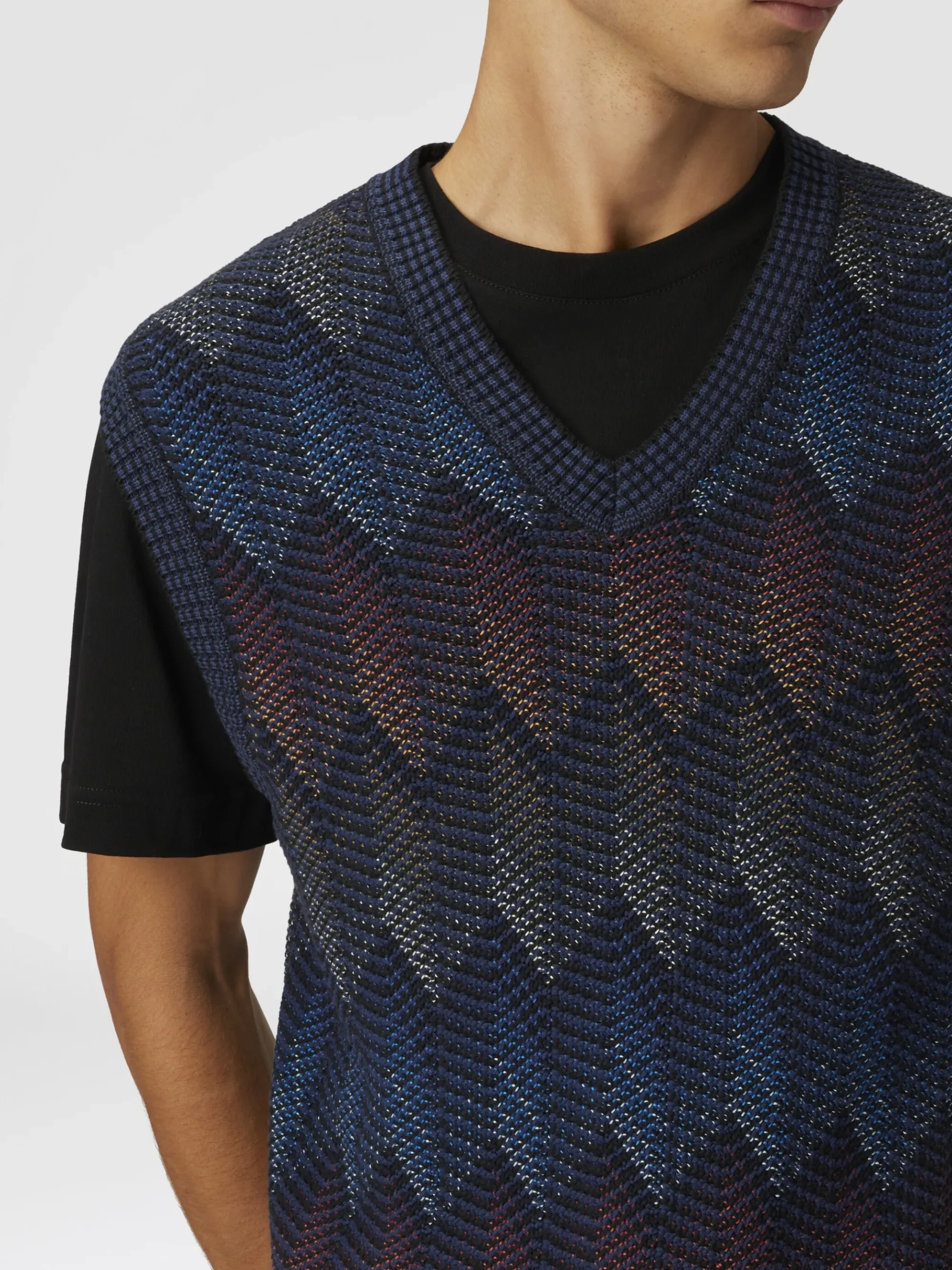 Gilet in misto cotone chevron sfumato con scollo a V