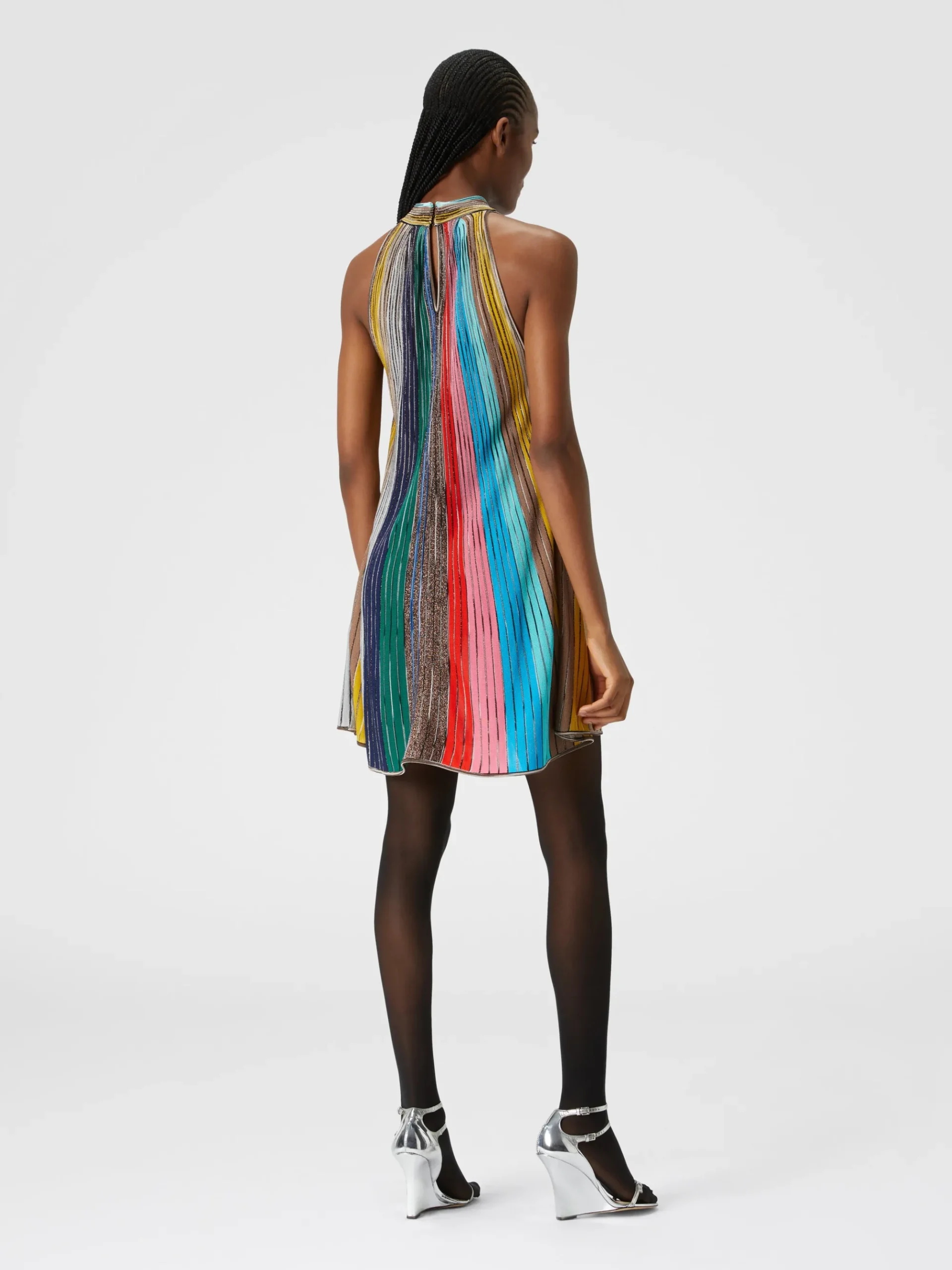 Mini-abito senza maniche in maglia plissée lamé