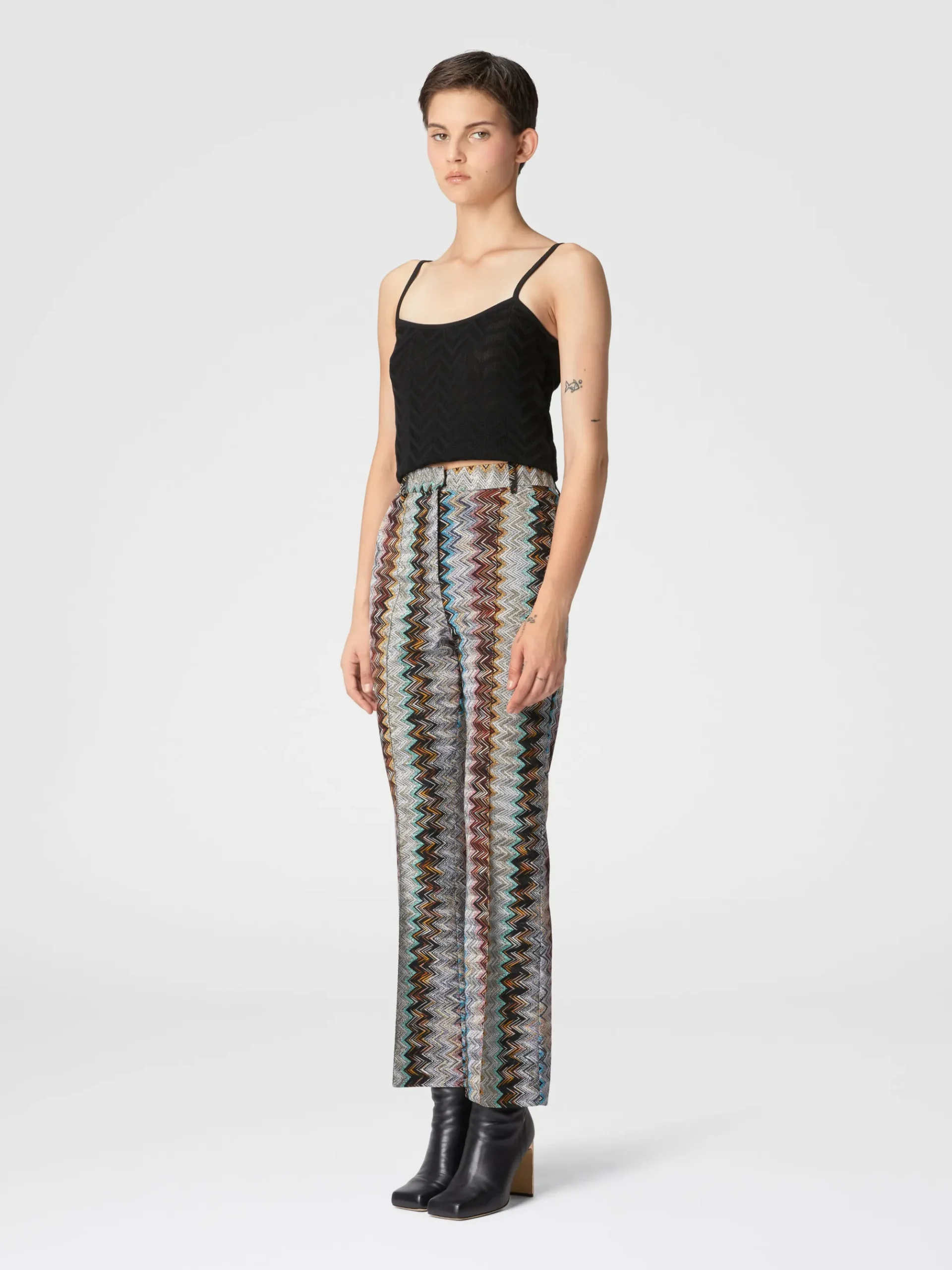 Pantaloni crop con motivo zig zag fiammato lamé