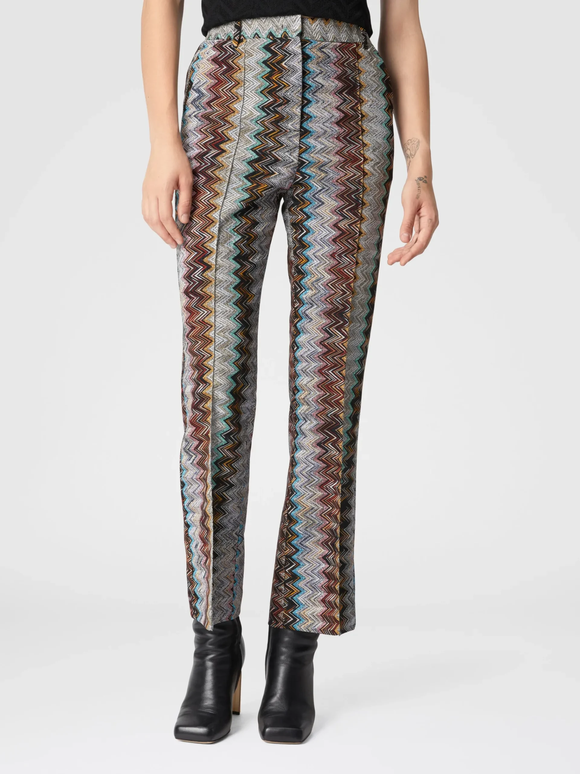 Pantaloni crop con motivo zig zag fiammato lamé