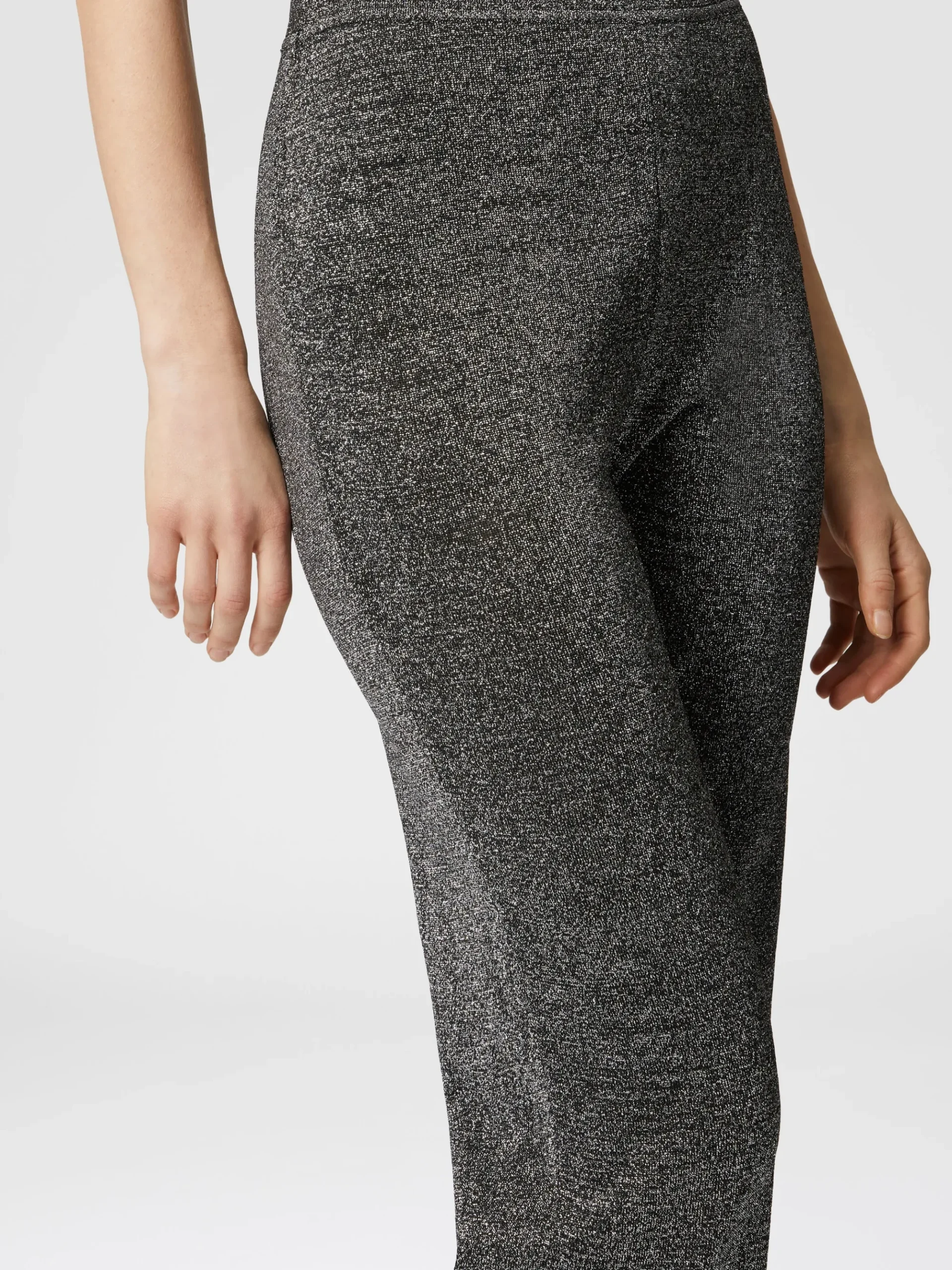 Pantaloni flare in viscosa effetto glitter