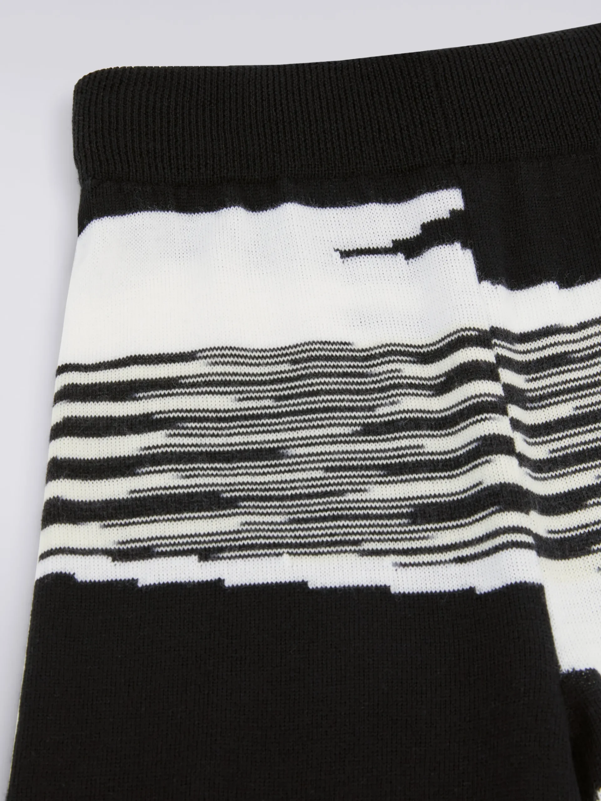 Pantaloni in pura lana vergine