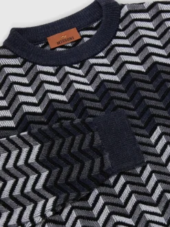 Pullover girocollo in lana vergine zig zag