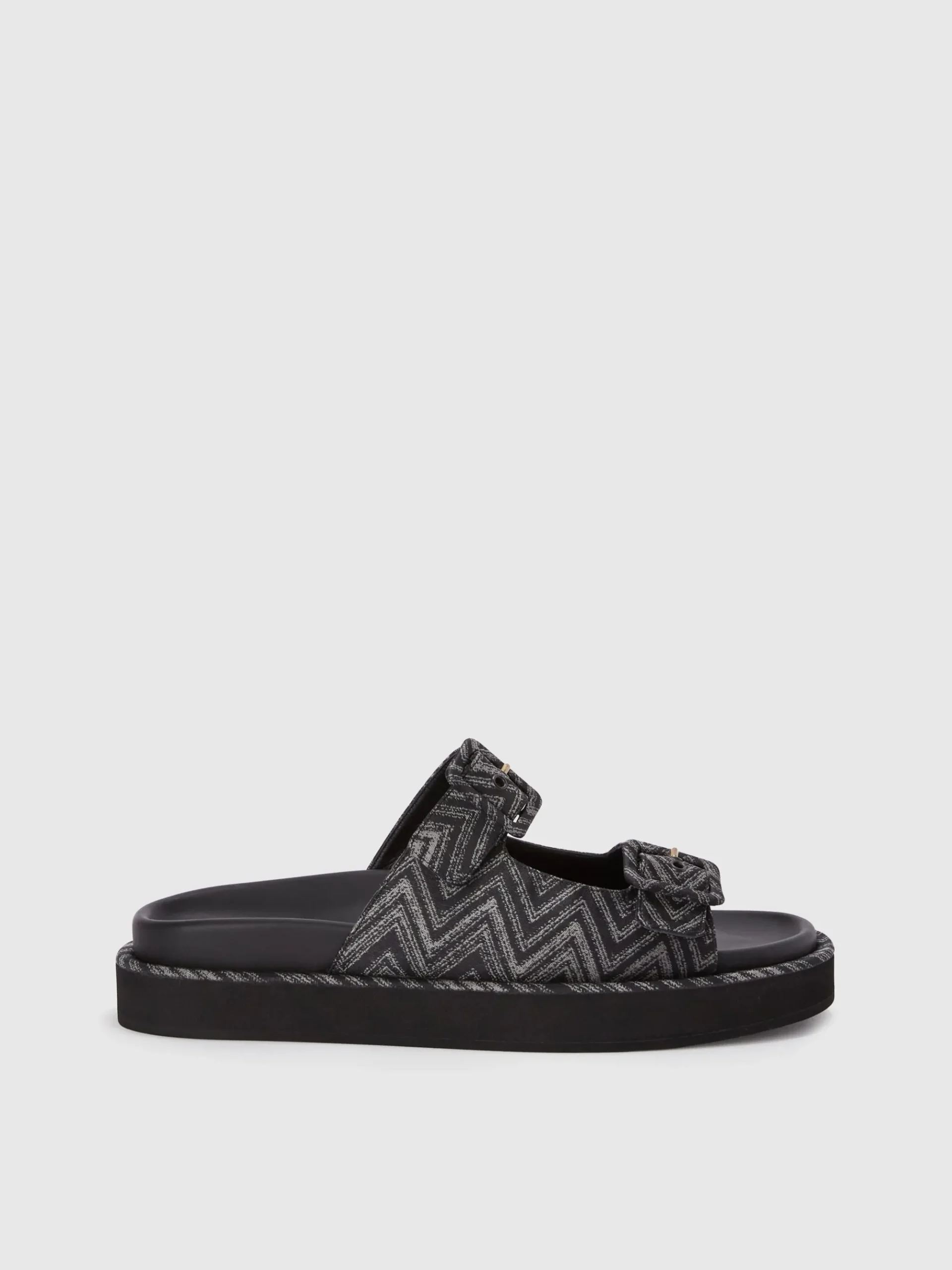 Sandali con doppia fascia in tessuto zig zag