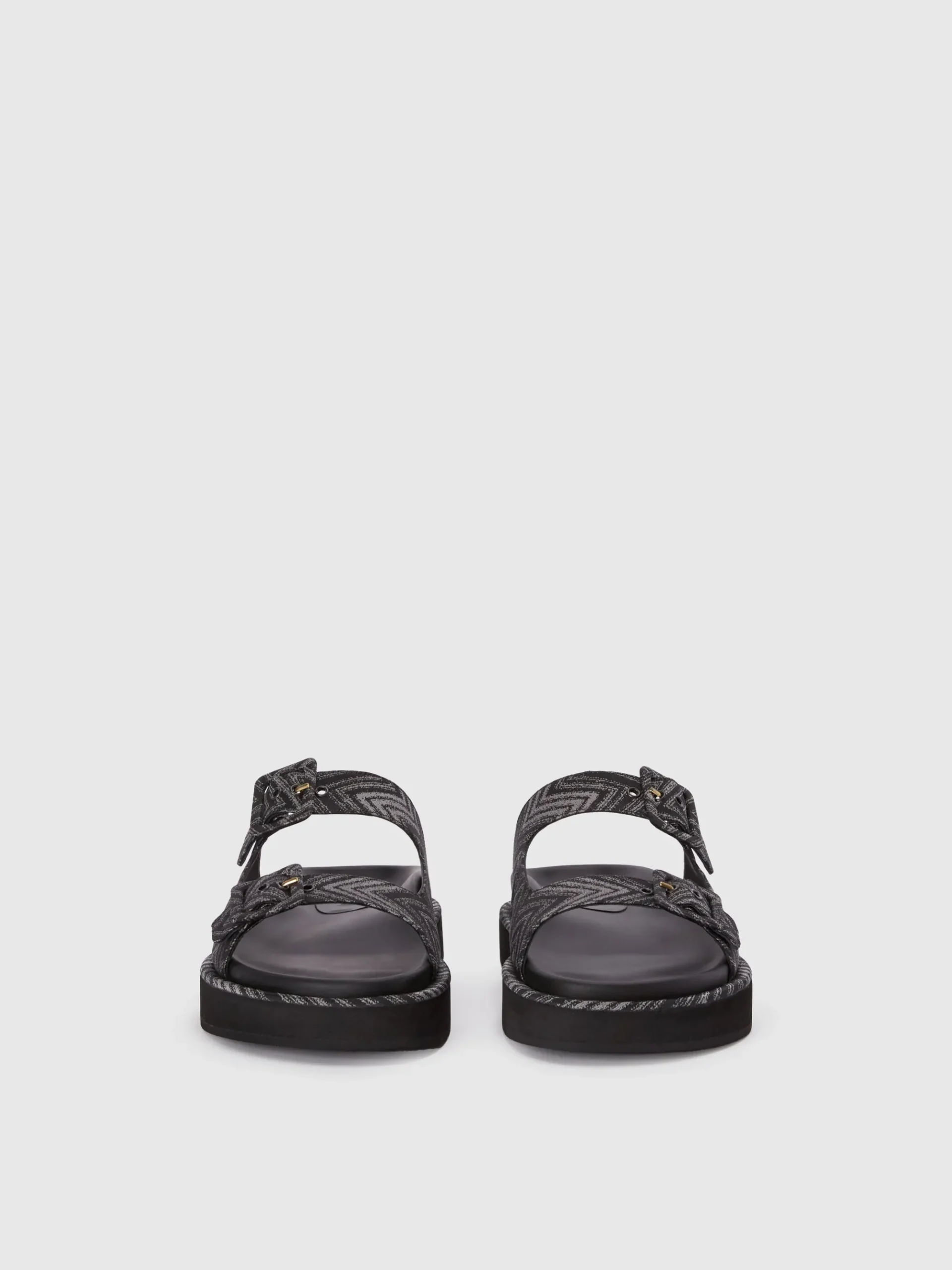Sandali con doppia fascia in tessuto zig zag