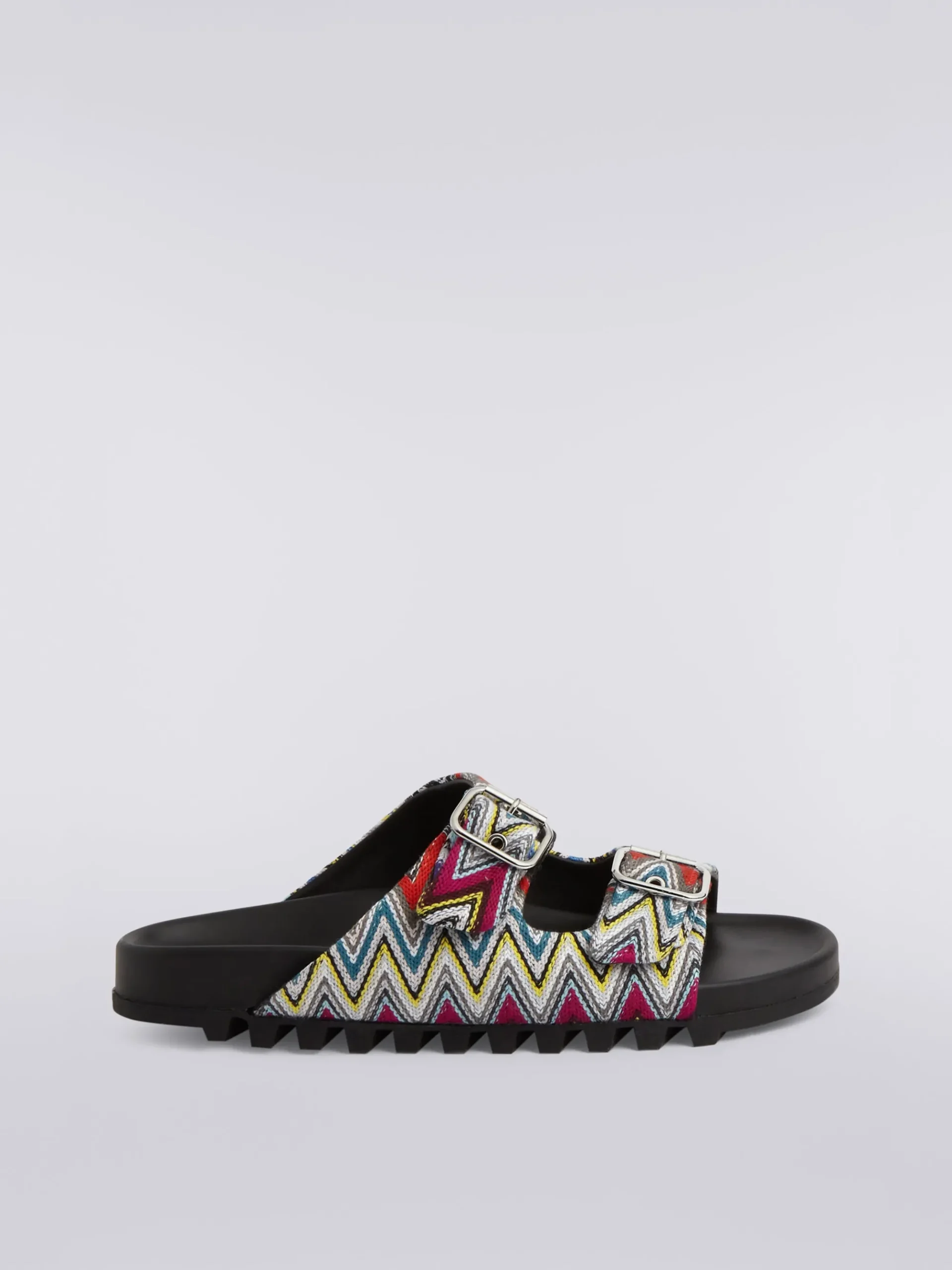 Sandali con doppia fascia in tessuto fiammato