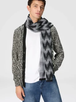 Sciarpa in lana zig zag con logo