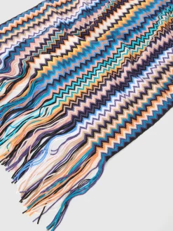 Sciarpa in lana zig zag con frange