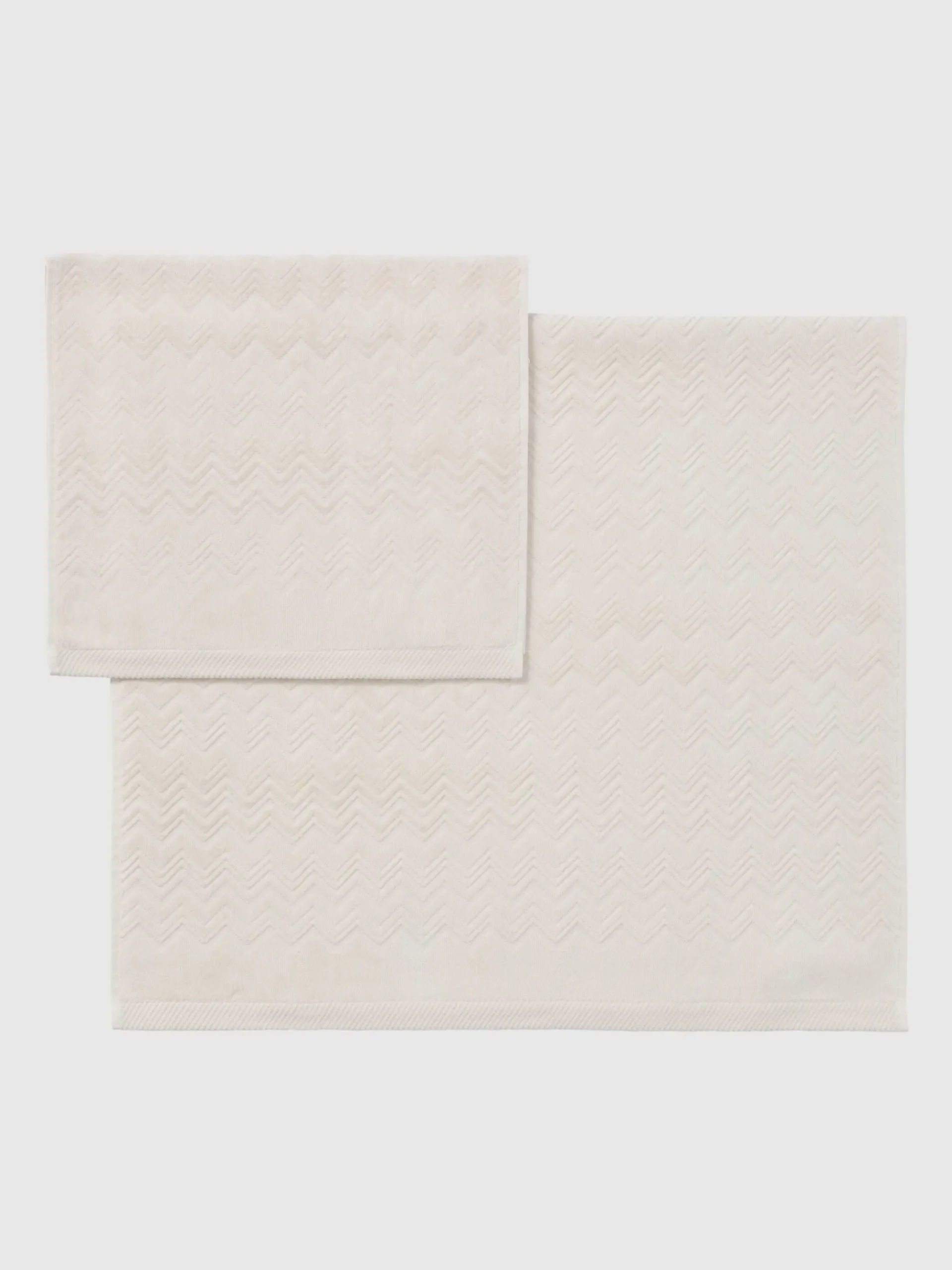 Set 2 pezzi di asciugamani da bagno Chalk in spugna di cotone zig zag