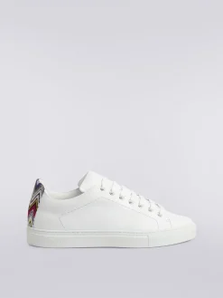 Sneakers in pelle con dettagli in maglia chevron