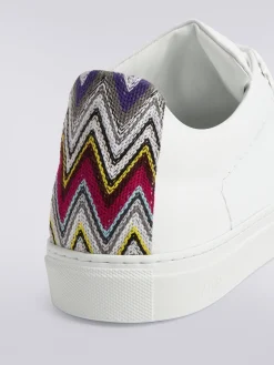 Sneakers in pelle con dettagli in maglia chevron