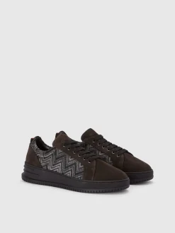 Sneakers in suede con inserto in tessuto