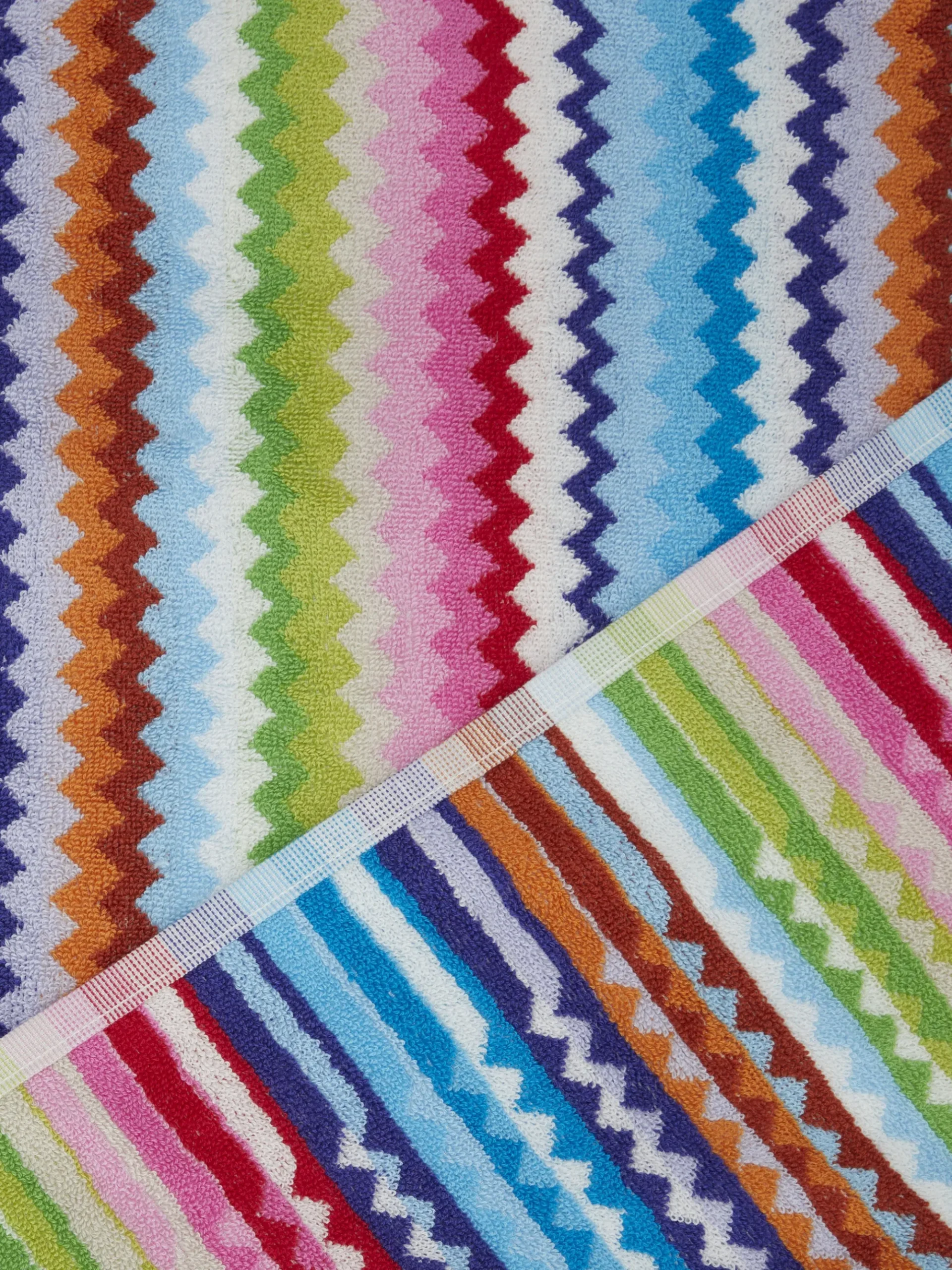 Telo da bagno 150x100 cm Riverbero in spugna di cotone zig zag