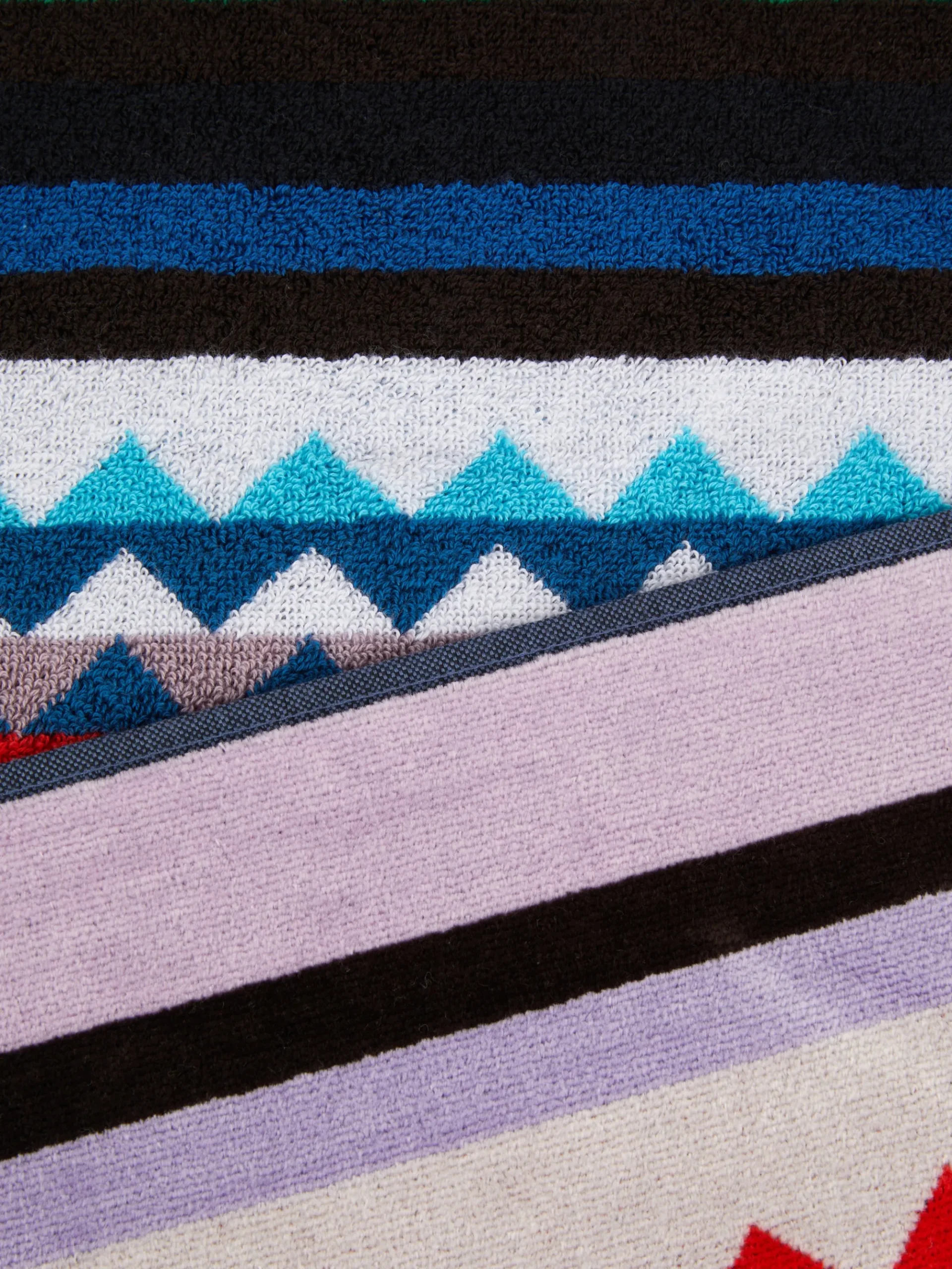 Telo mare 100x180 cm Carlie in spugna di cotone chevron