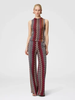 Top smanicato in lana e viscosa zig zag