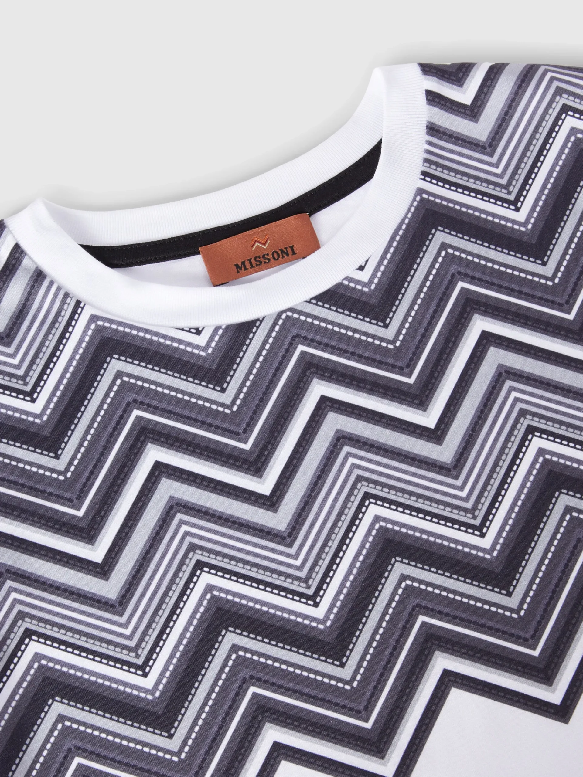 T-shirt girocollo in cotone con inserto zig zag e logo