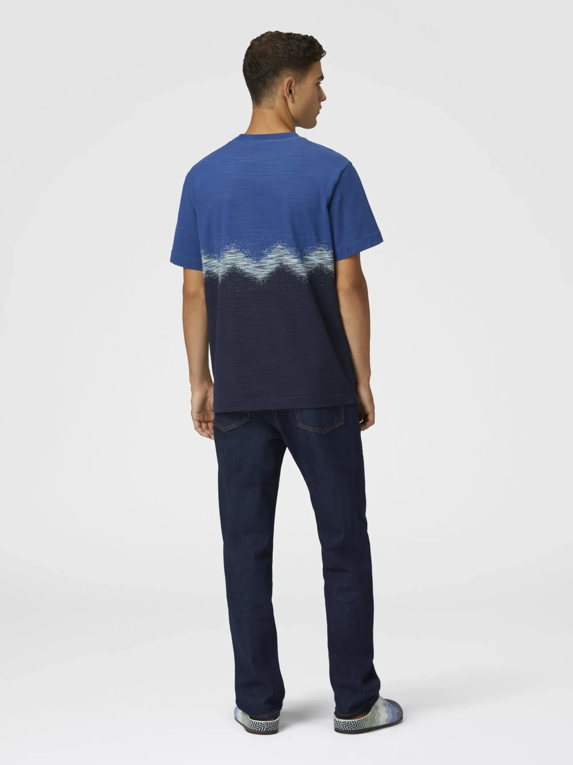 T-shirt girocollo in cotone con zig zag fiammato