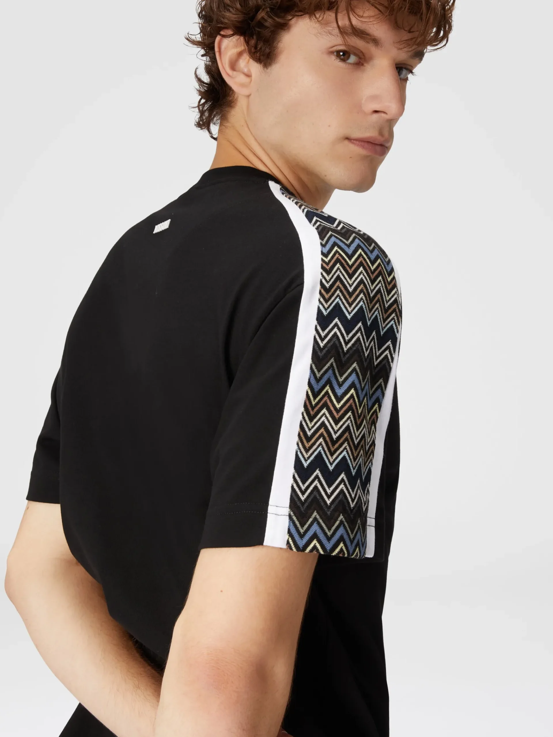 T-shirt in jersey di cotone con inserti zig zag