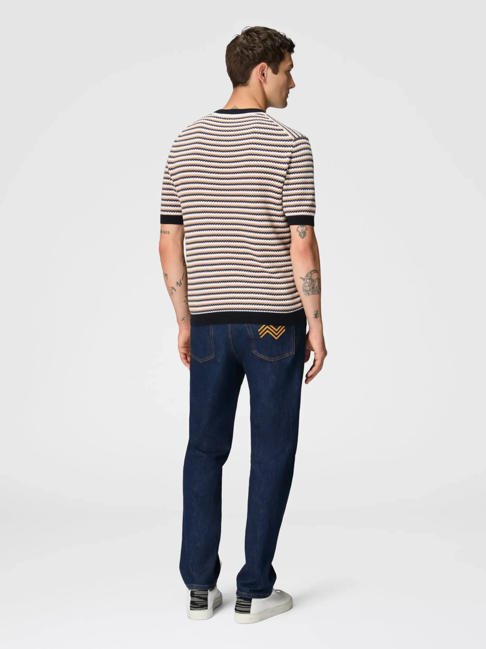 T-shirt in maglia di cotone zig zag con profili a contrasto